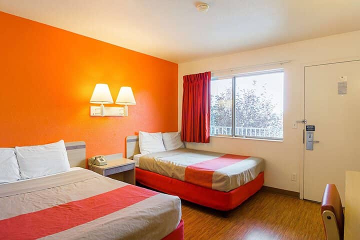 Room 14 of 29